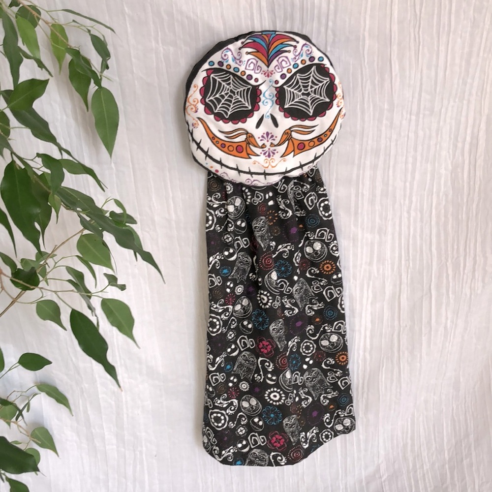 DISNEY Tim Burtons The Nightmare Before Christmas large decorator hand towel